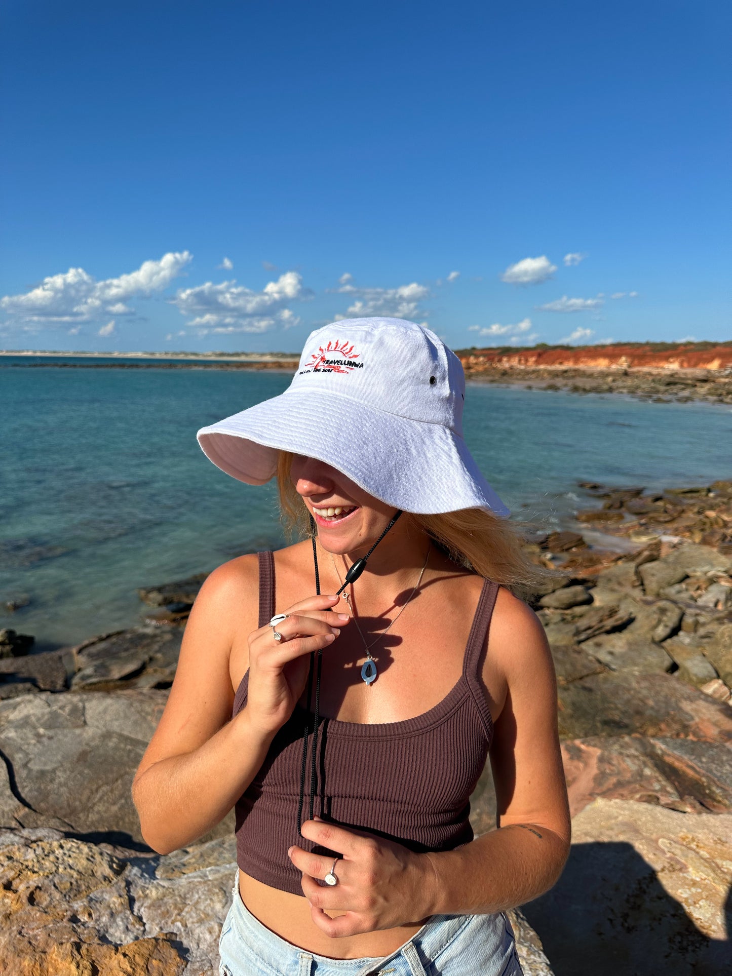 Wide Brim Travellinwa Bucket Hat